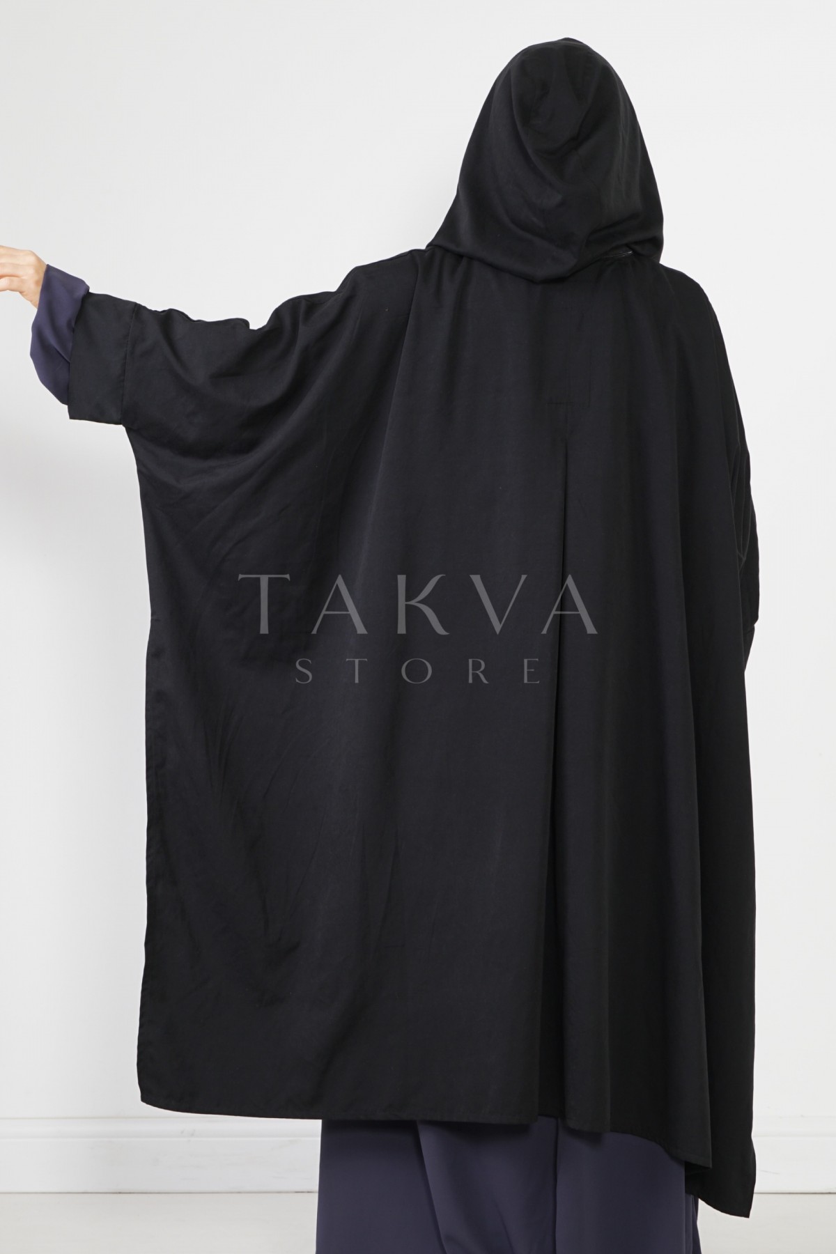 Siyah Ihlamur Yağmurluk