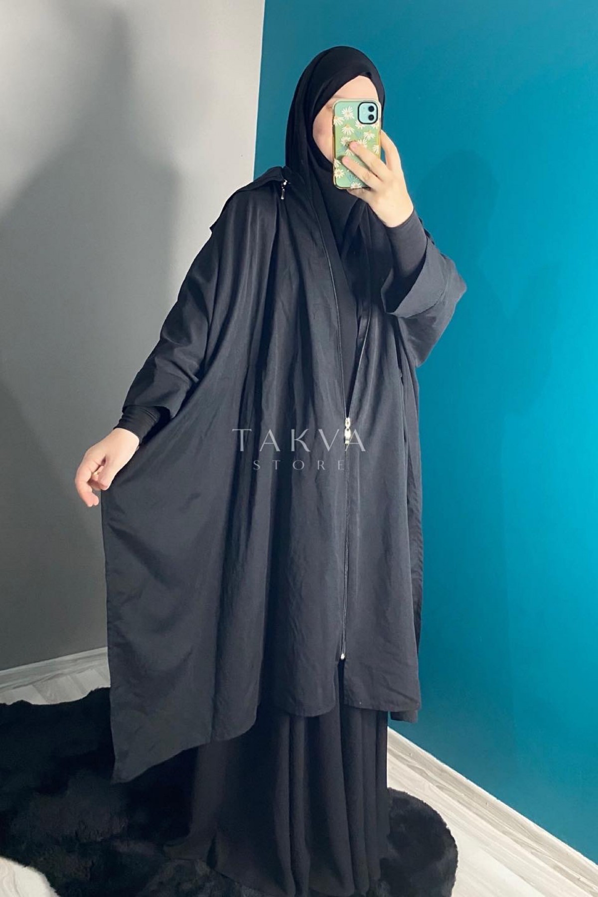 Siyah Ihlamur Yağmurluk